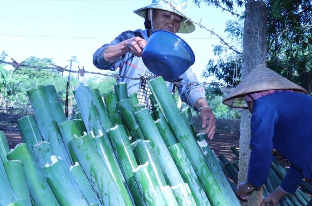 Khám phá Lễ hội mừng lúa mới của đồng bào S