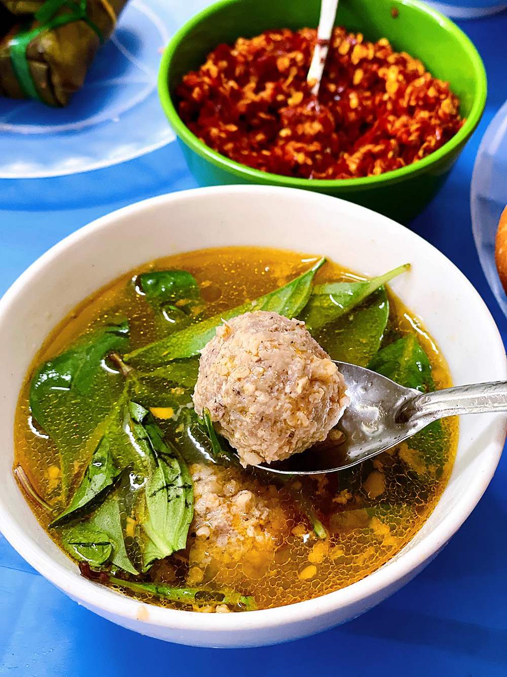 Ăn thỏa thích với những hàng bánh mì xíu mại Đà Lạt ngon có tiếng 3