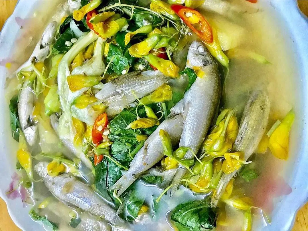 Dân dã đậm vị Lẩu cá linh bông điên điển Cần Thơ 6
