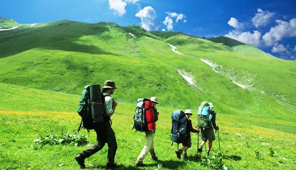 Trekking núi Bà Rá, thử một lần khám phá đại ngàn bao la 4