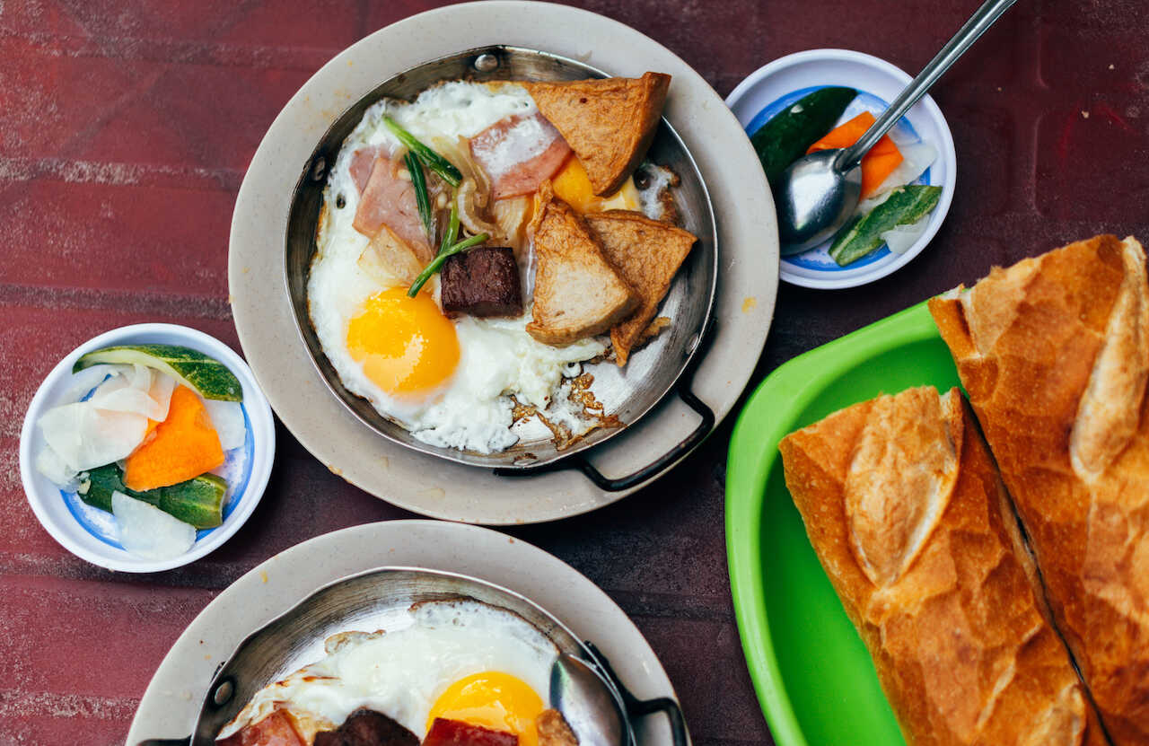 Tiện đường ghé ngang Top quán bánh mì chảo ngon nhất Cần Thơ cùng Chiasene.com 6