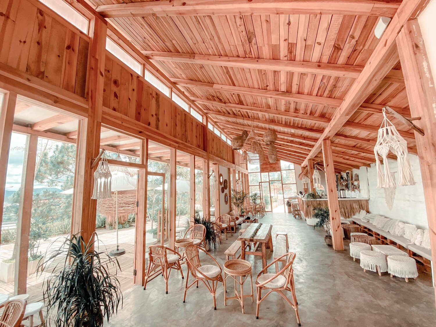 Sưu tập những bộ ảnh cực chất với những tiệm cafe đẹp tại Đà Lạt 8