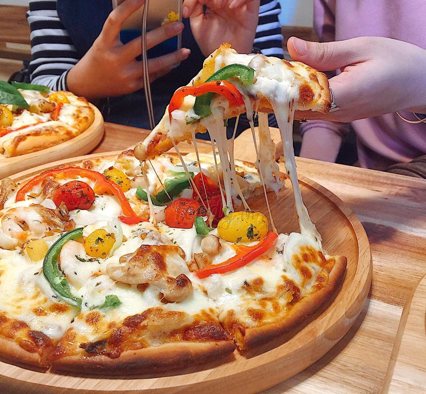 Quán Pizza Candle Cần Thơ hé lộ bí quyết níu giữ bước chân thực khách 5