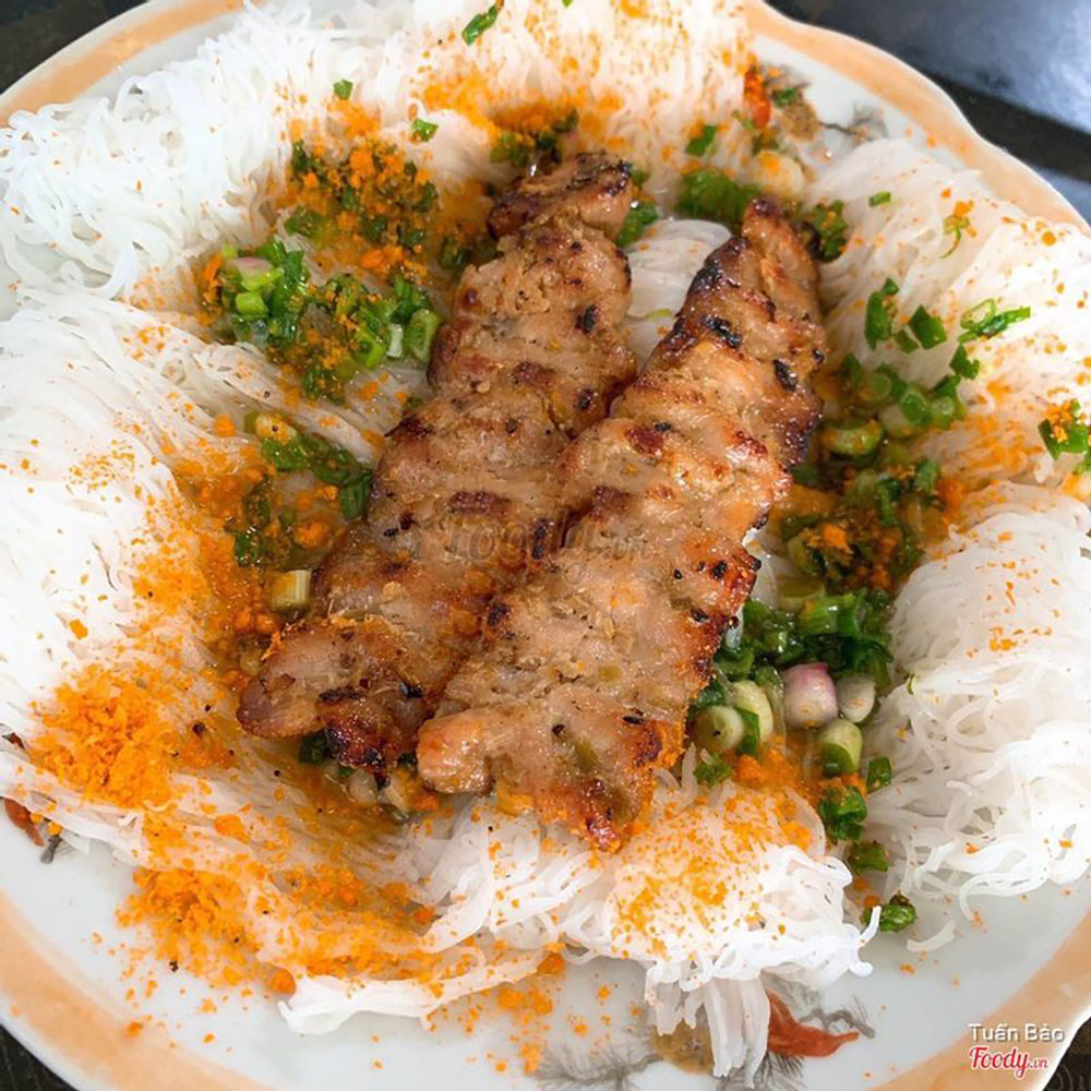 Ngất ngây với Bánh hỏi thịt nướng cô Hoa Buôn Ma Thuột 2
