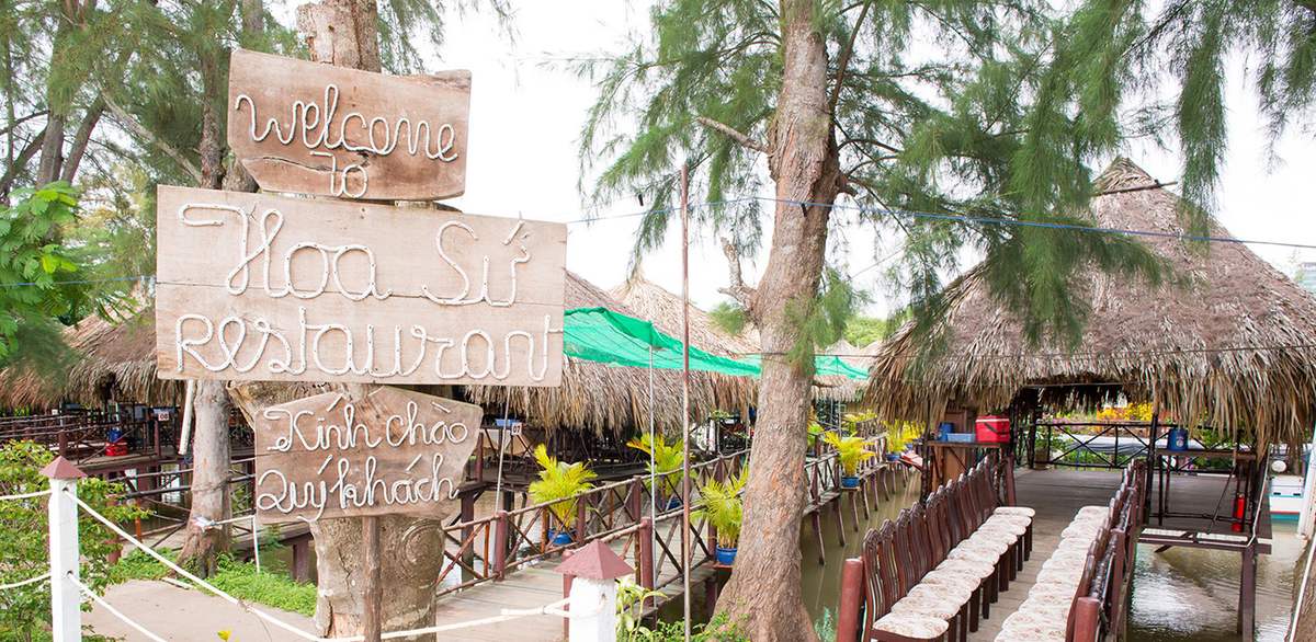 Đến Nhà hàng Hoa Sứ Cần Thơ để ăn ngon và nghe đờn ca tài tử
