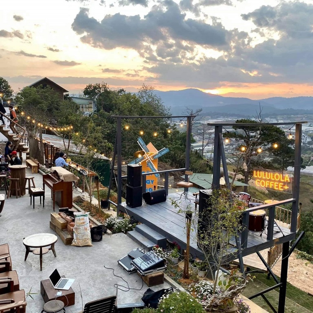 Sưu tập những bộ ảnh cực chất với những tiệm cafe đẹp tại Đà Lạt 11