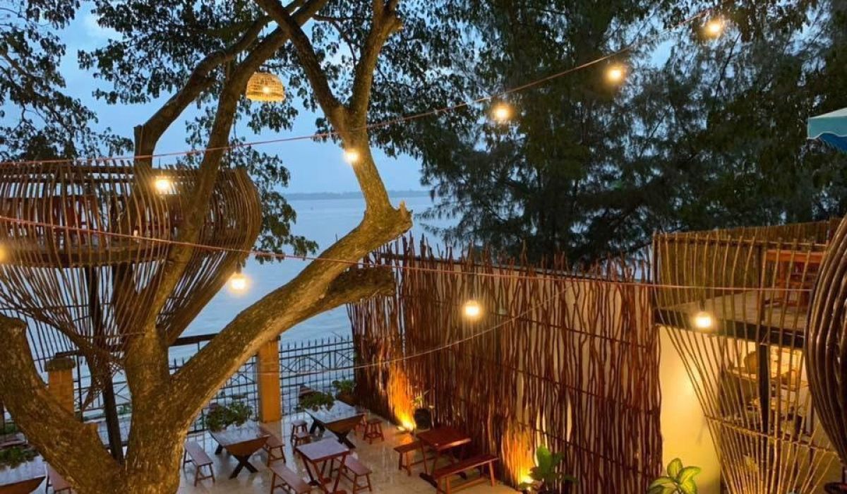 Check-in Top quán cafe không gian đẹp Cần Thơ vô cùng sang chảnh 8