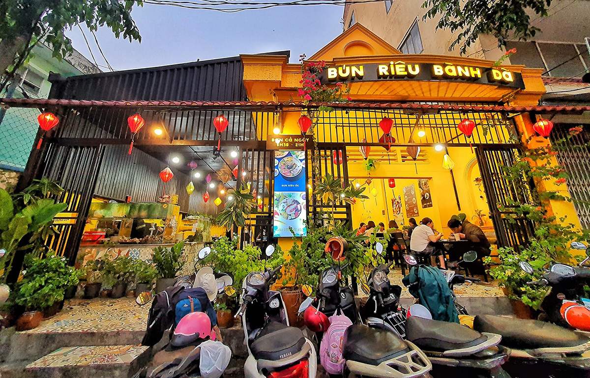 Thưởng thức Bún riêu Bành Dã với hương vị đậm đà khó quên 2