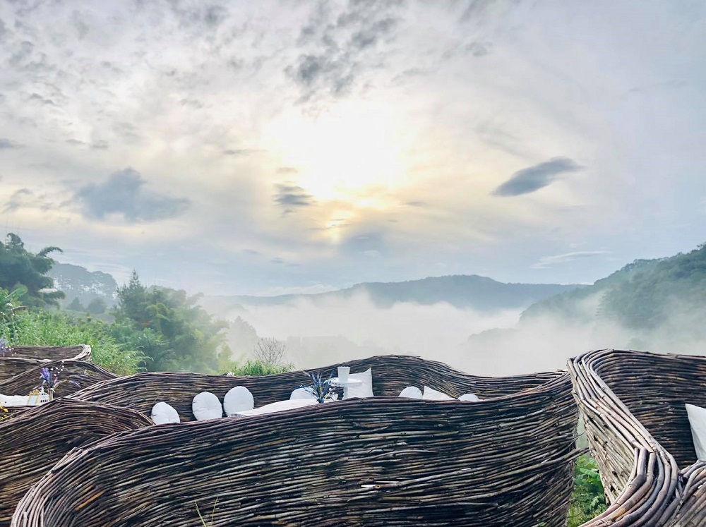 Tiệm cà phê Xứ sở thần tiên Đà Lạt - Thiên đường sống ảo đẹp mê mẩn 4