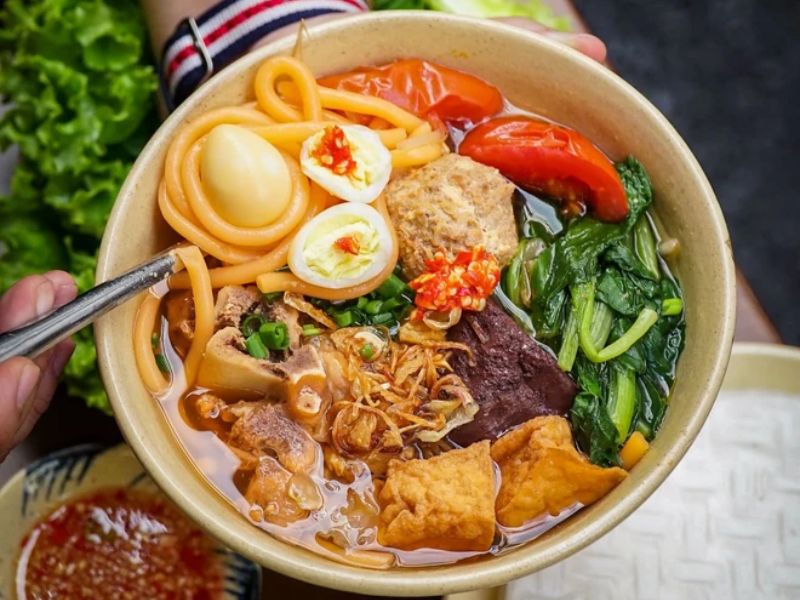 Bún đỏ Đăk Lăk: Món ăn gây thương nhớ, muốn ăn phải canh giờ 8