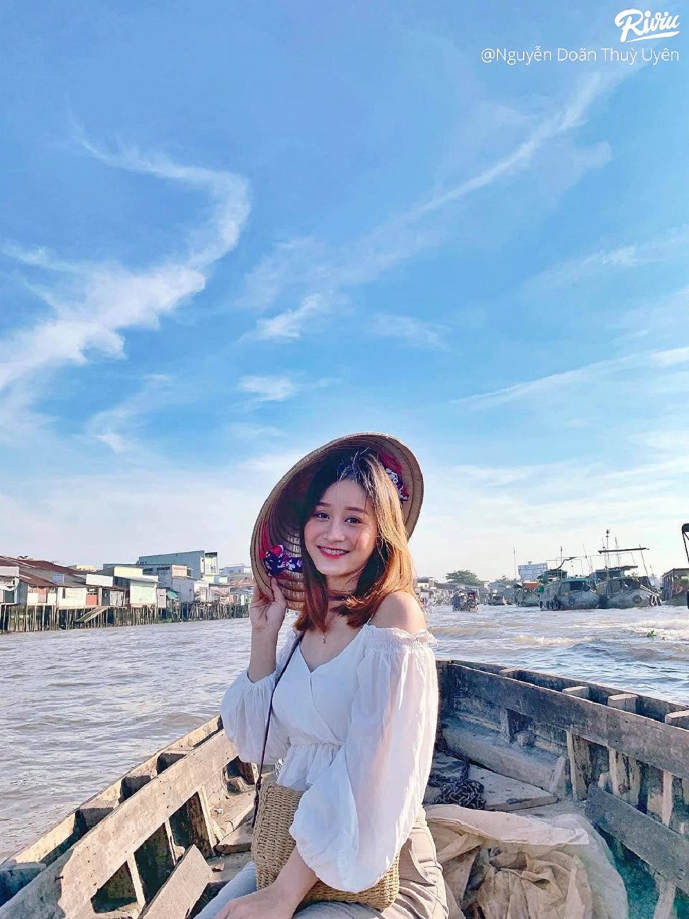 Cùng review Cần Thơ cực chi tiết với cô nàng Thùy Uyên bạn nhé! 2