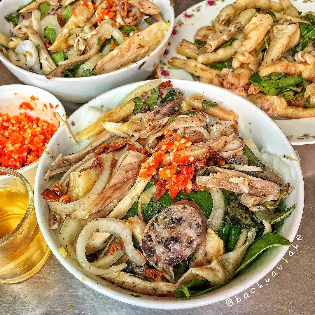 Lên Đà Lạt là phải dậy sớm ăn bánh ướt lòng gà chứ đừng ngủ nướng nữa bạn ơi! 3