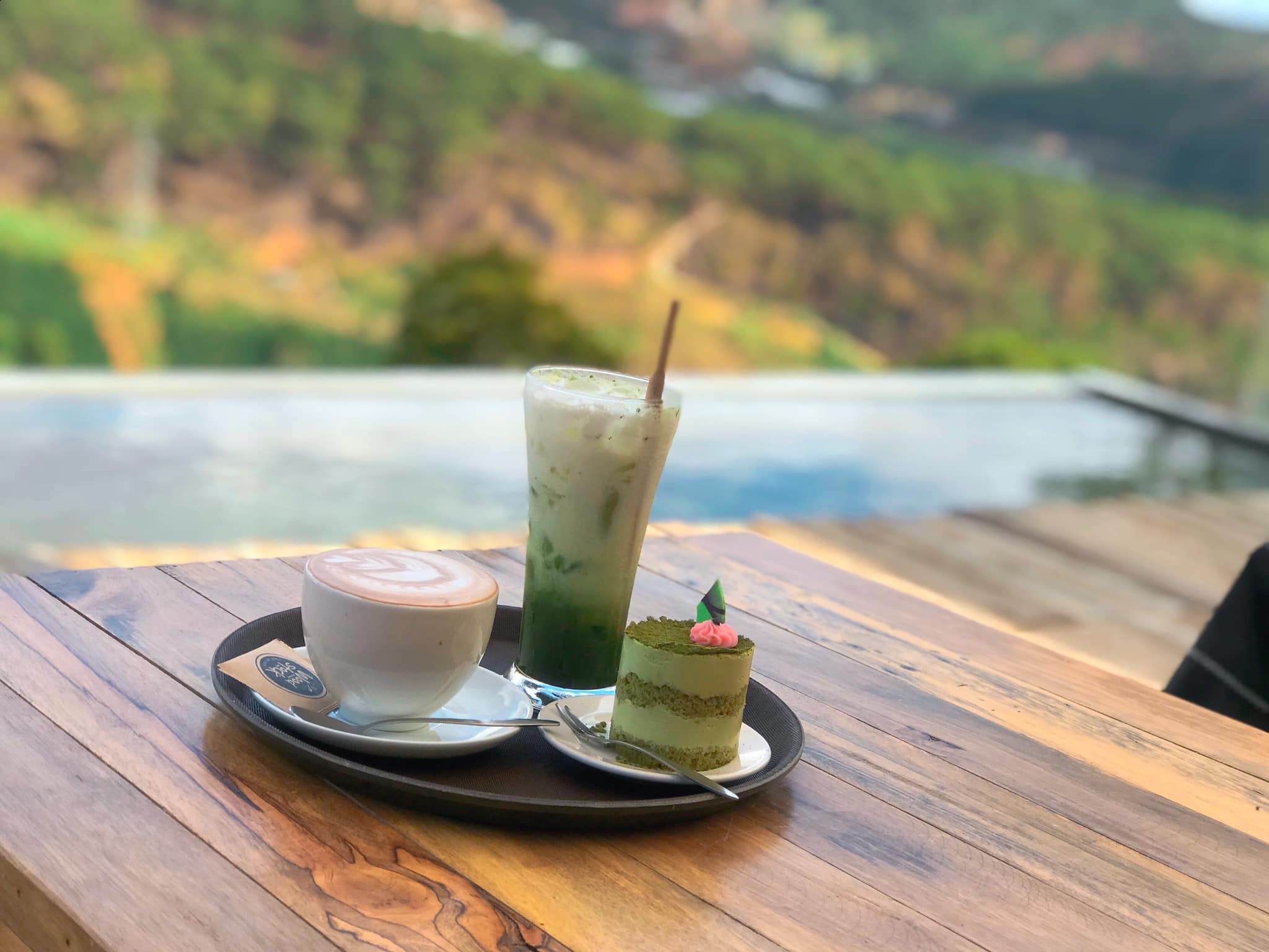 Đến Đà Lạt Mountain View coffee trải nghiệm không gian Bắc Âu bên núi đồi mộng mơ 9