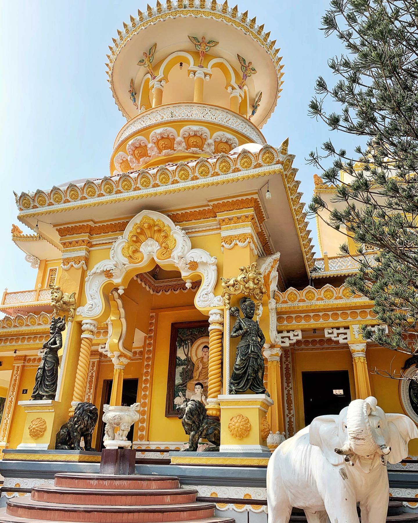 Top 10 Địa điểm du lịch Châu Đốc mà bạn không thể bỏ qua 10