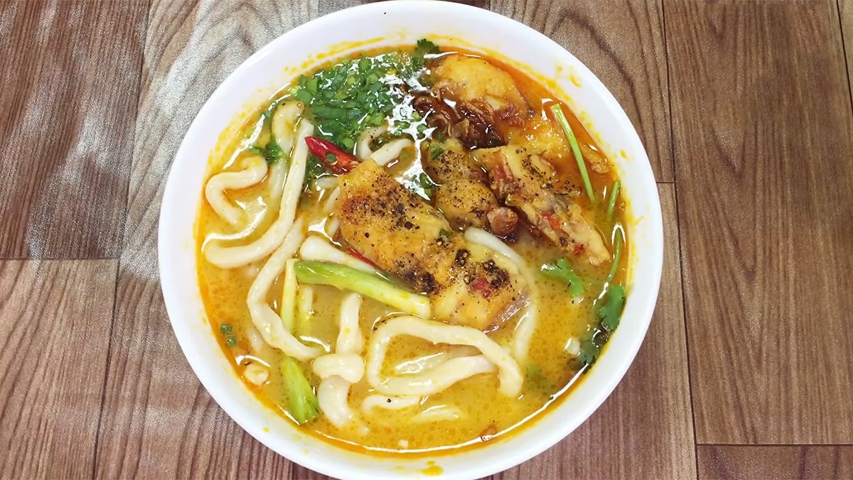Bật mí Top quán bánh canh ngon Đồng Xoài, hương vị hấp dẫn khó cưỡng 3