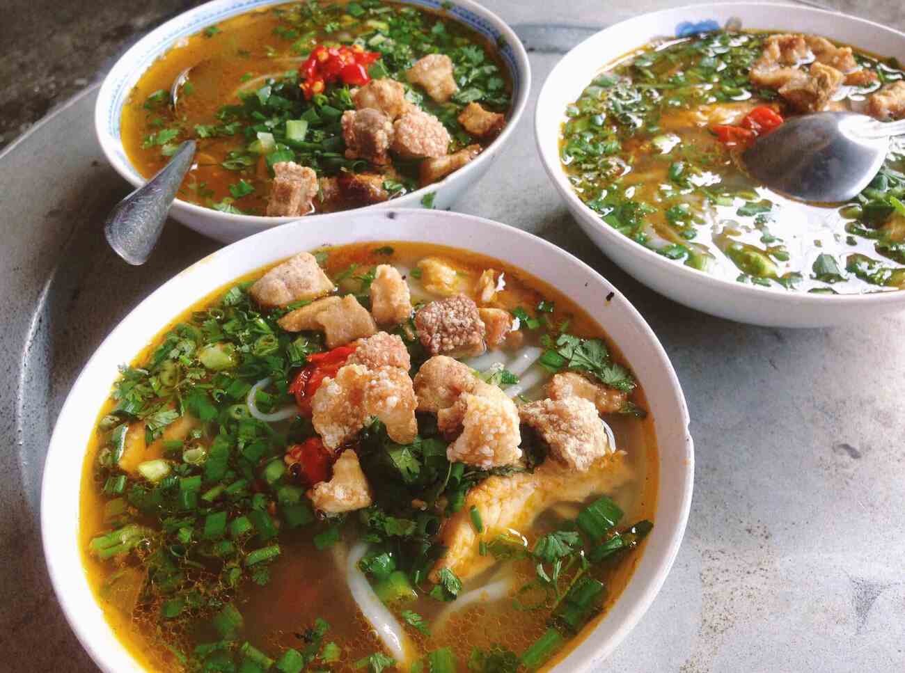 Bật mí Top quán bánh canh ngon Đồng Xoài, hương vị hấp dẫn khó cưỡng 4