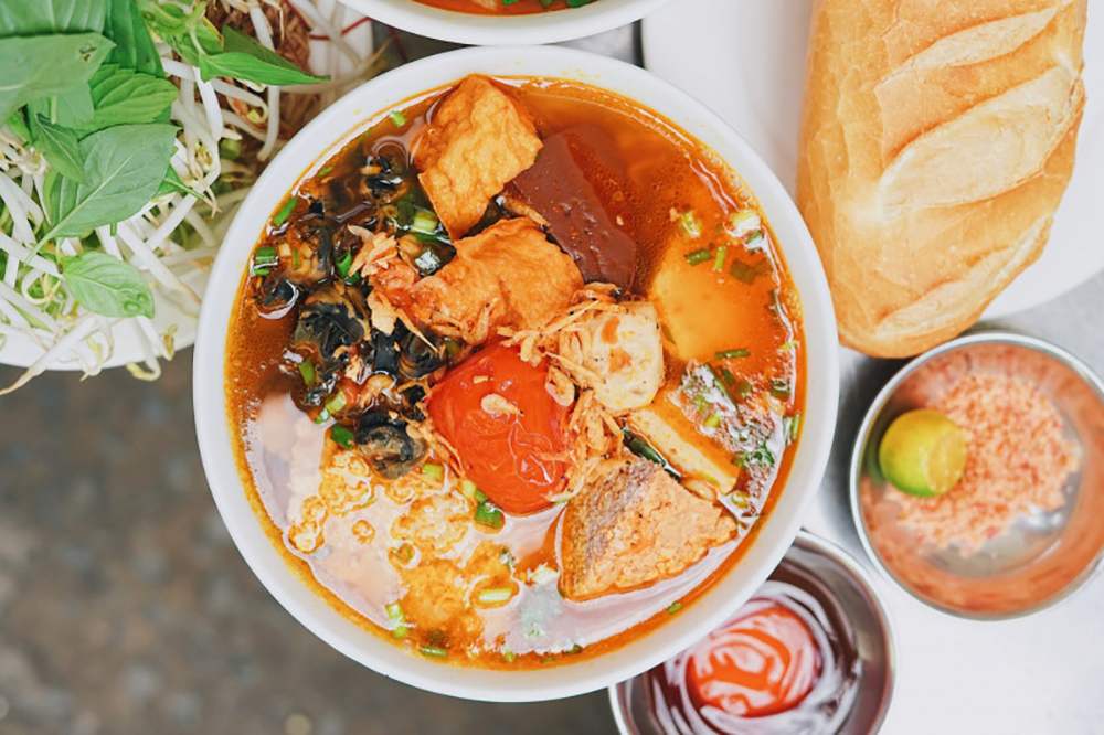 Điểm danh Top quán bún riêu ngon Cần Thơ bạn không thể bỏ lỡ 2
