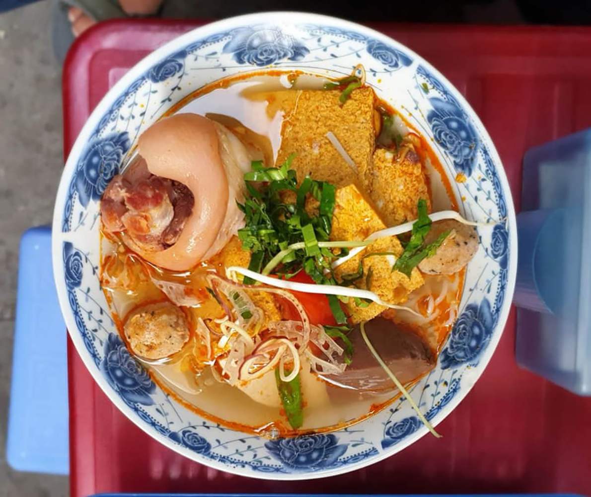 Điểm danh Top quán bún riêu ngon Cần Thơ bạn không thể bỏ lỡ 4