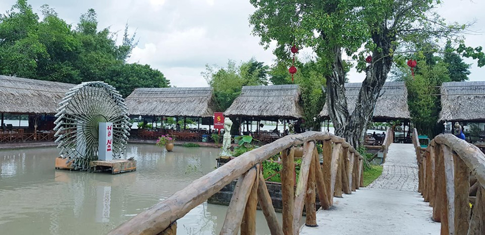 Khu du lịch Hồ Nam Bình Dương và vẻ đẹp mộng mơ động lòng người 4