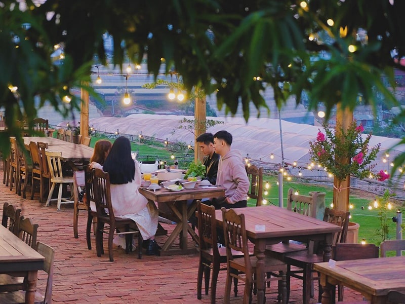 Tiệm cà phê Túi Mơ To - Ở đây có nhiều góc sống ảo lắm nè 16