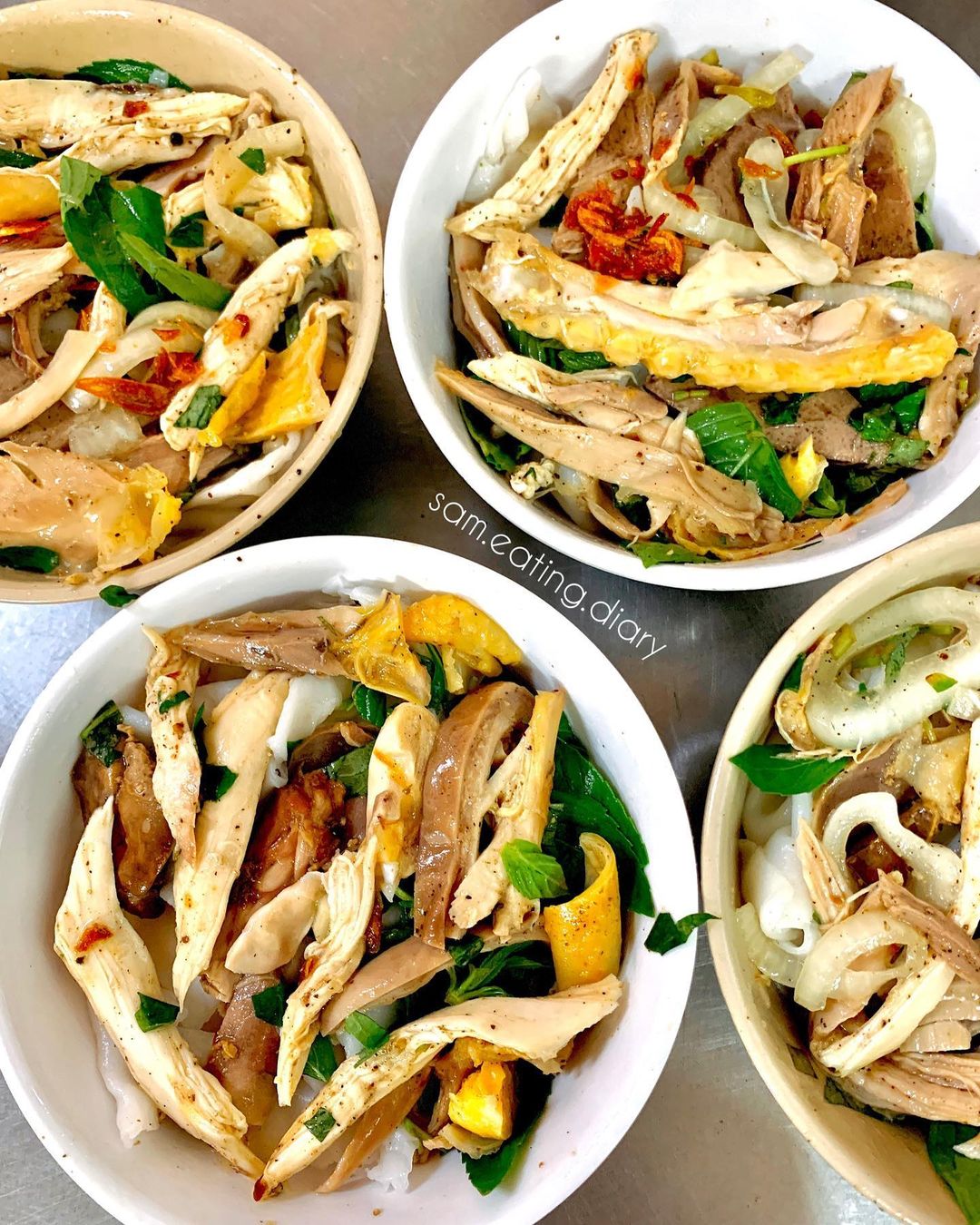 Lên Đà Lạt là phải dậy sớm ăn bánh ướt lòng gà chứ đừng ngủ nướng nữa bạn ơi! 7