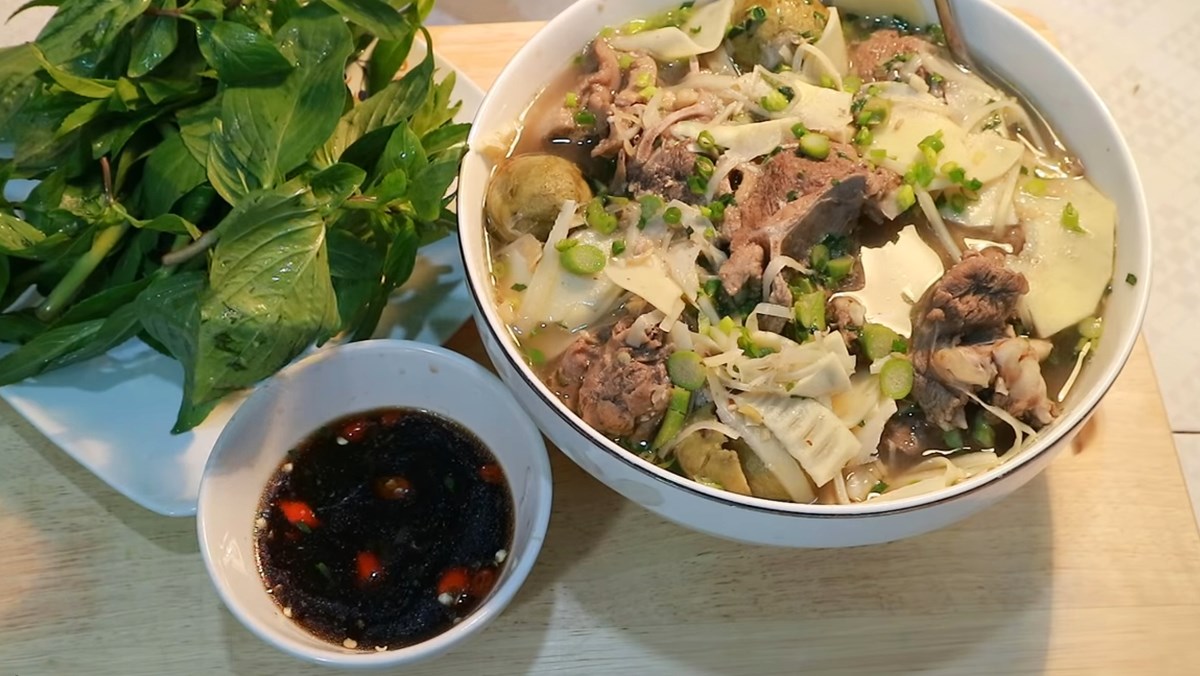 Thử một lần ăn Măng Le DakLak thơm ngon nức tiếng với Chiasene.com 5