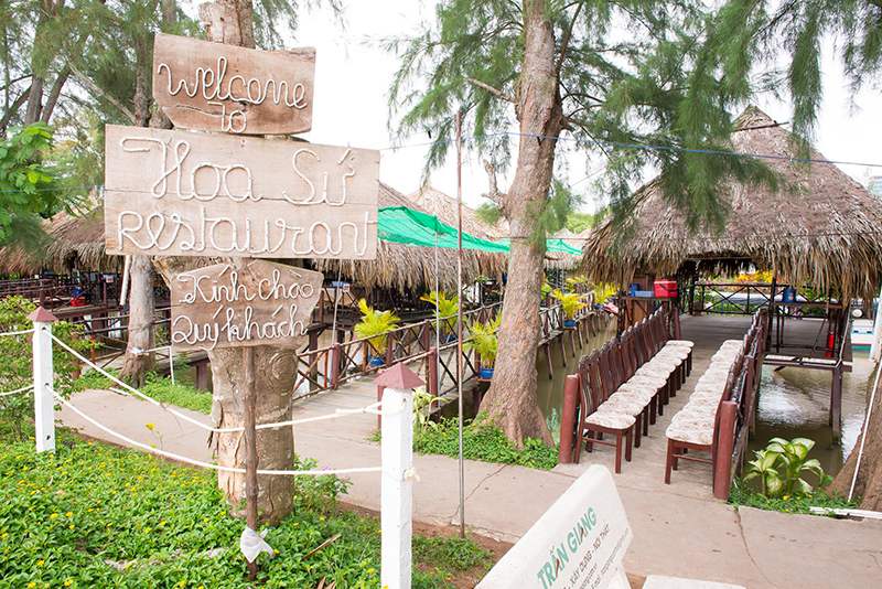 Đến Nhà hàng Hoa Sứ Cần Thơ để ăn ngon và nghe đờn ca tài tử 3