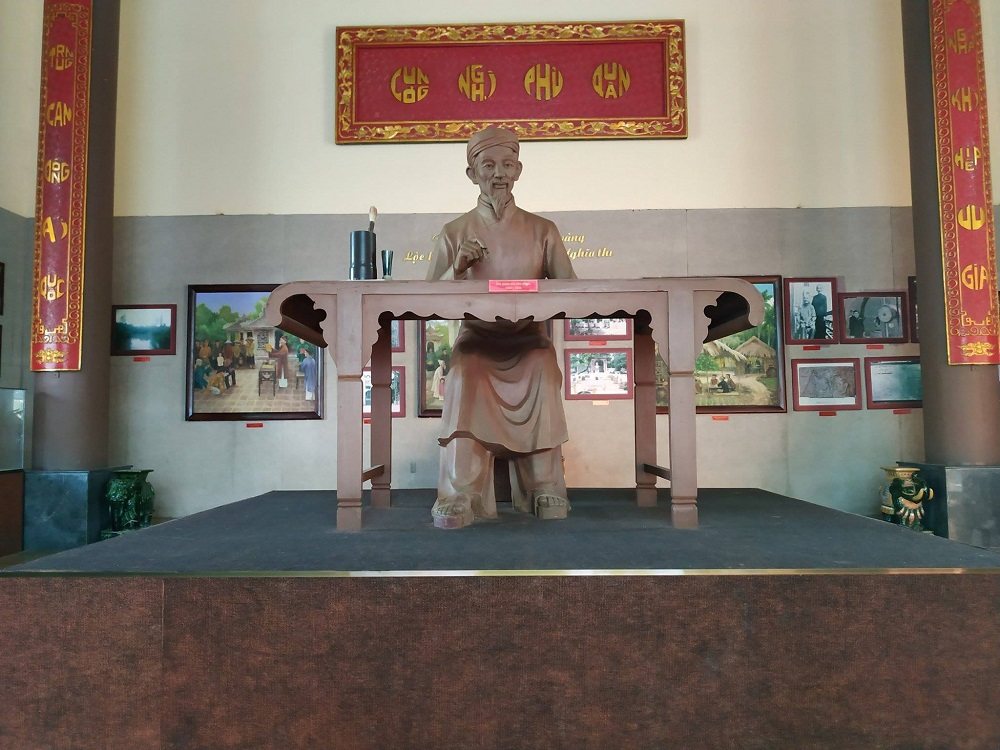 Về Cần Thơ nhớ ghé thăm khu Lăng mộ nhà thơ Bùi Hữu Nghĩa 3