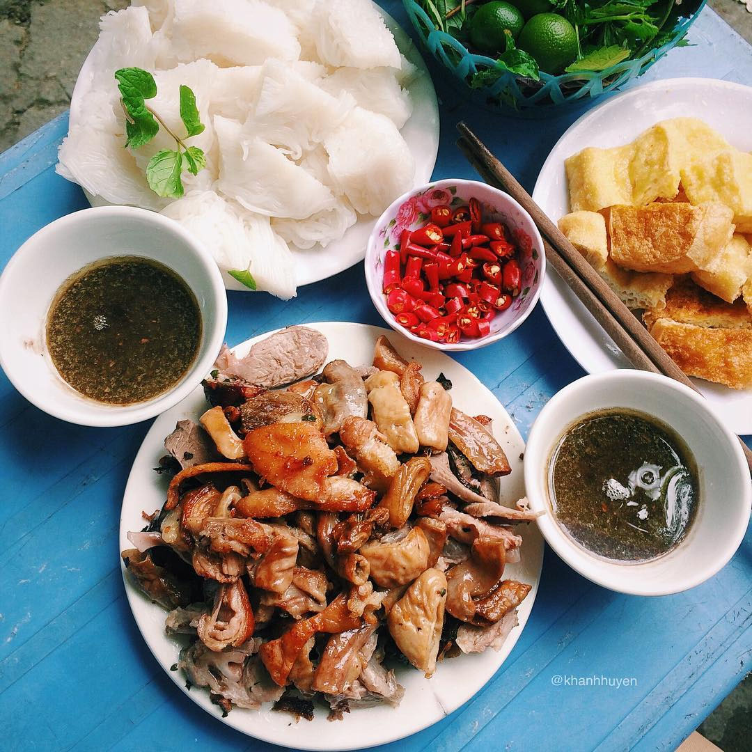 Oanh tạc 7 quán bún đậu mắm tôm Hà Nội gây thương nhớ 5