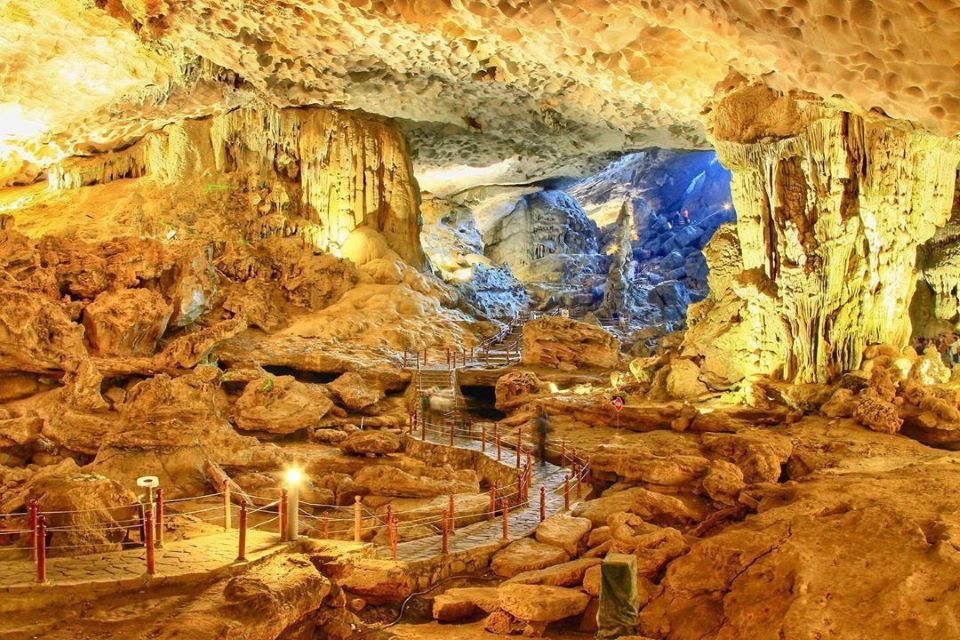 Triển ngay du lịch Vịnh Hạ Long trong ngày cực thú vị 3