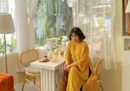 83abd5e272 Khám phá YIYI Dessert Cafe cùng cô nàng Thánh Mỹ