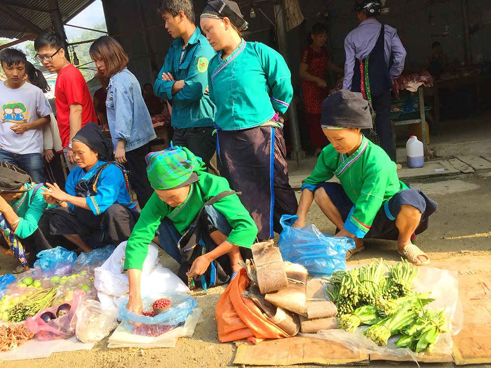 Chợ phiên Hoàng Su Phì - Nét đẹp văn hóa độc đáo nơi cao nguyên đá 4