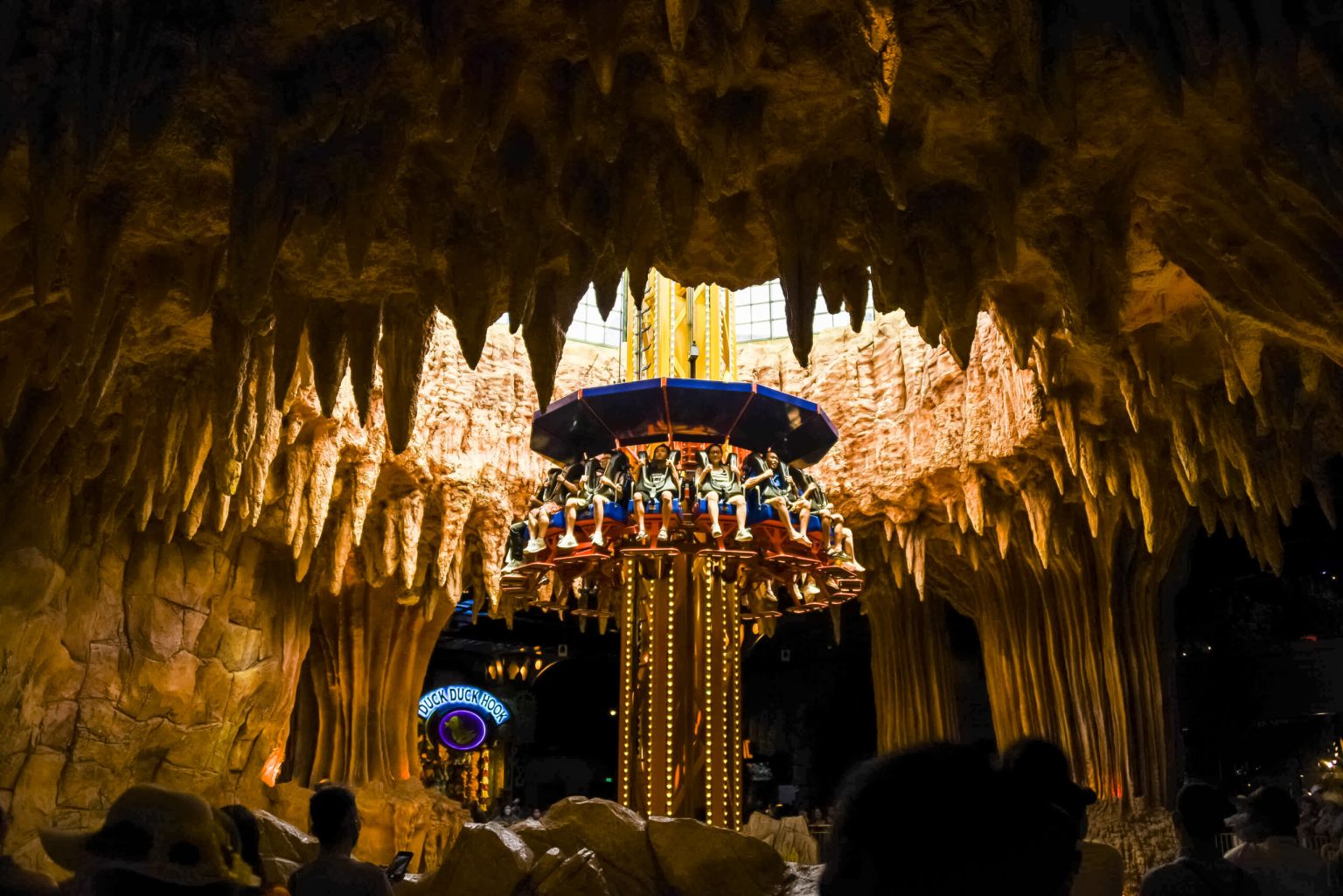 Phá đảo khu vui chơi Fantasy Park Bà Nà Hills từ A đến Z 9