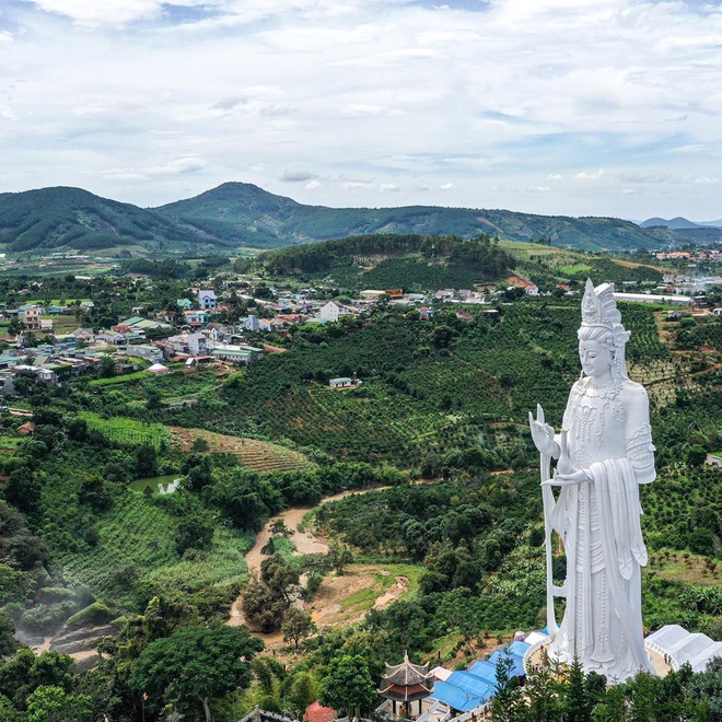 Chùa Linh Ẩn nơi an tọa của tượng quan âm lớn nhất Đà lạt 3