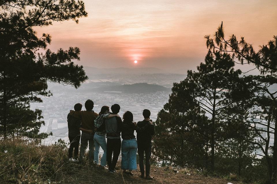 Trekking đỉnh Hòn Bồ Đà Lạt săn biển mây bềnh bồng 8