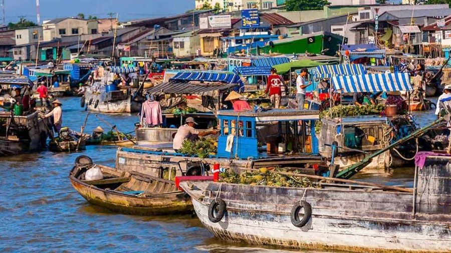 Chợ nổi Năm Căn Cà Mau, nơi sở hữu cách bán hàng vô cùng độc đáo 2