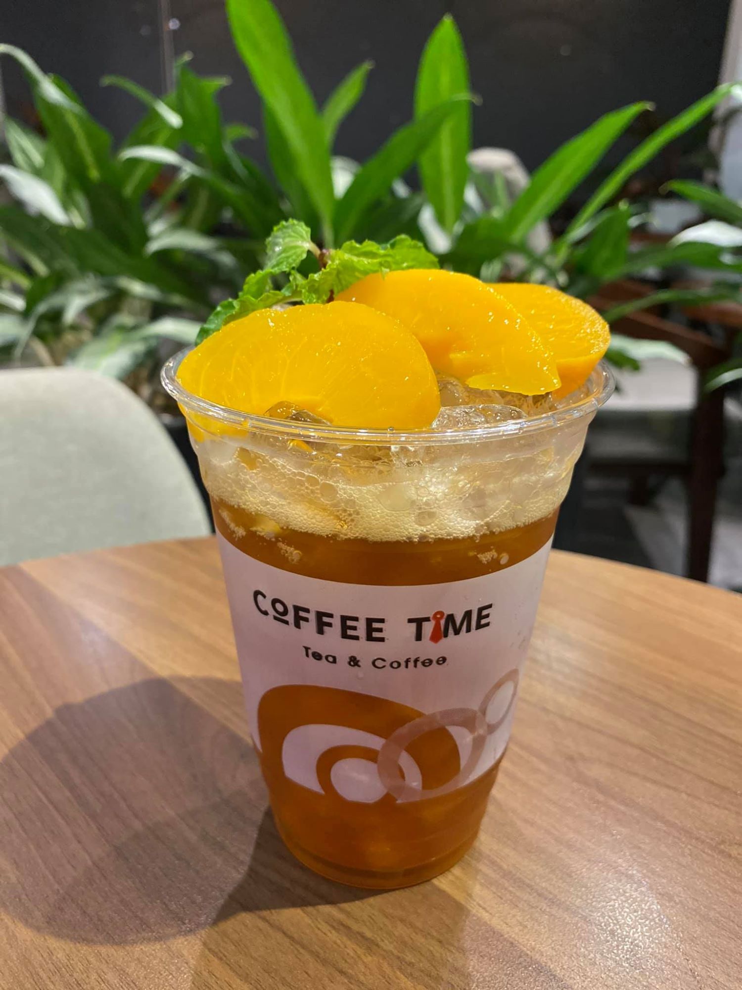 Đến Coffee Time đắm mình trong góc nhỏ bình yên giữa lòng Tây Đô 8