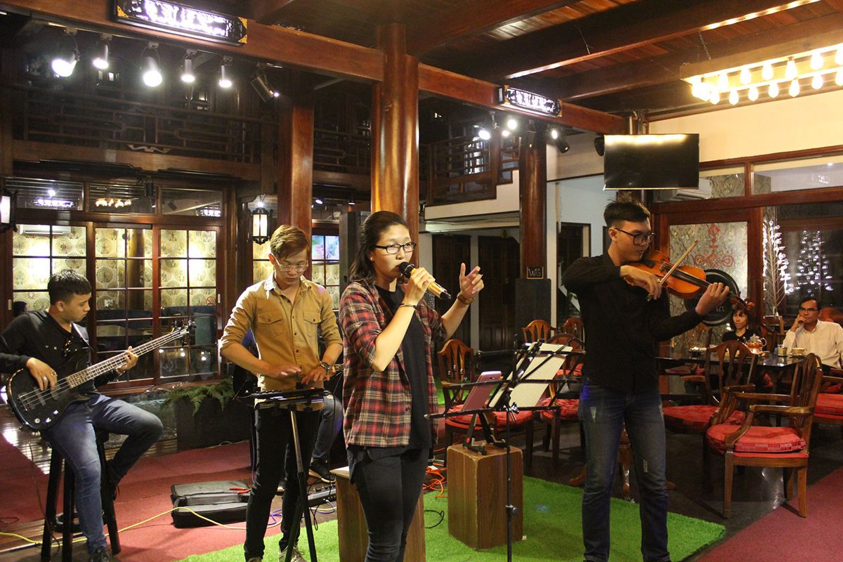 Khám phá Nhà Gỗ Cafe, Wood House Coffee Cần Thơ 11