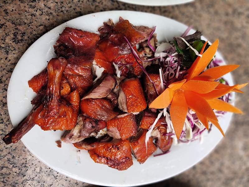 Đến Nhà hàng Hoa Sứ Cần Thơ để ăn ngon và nghe đờn ca tài tử 6