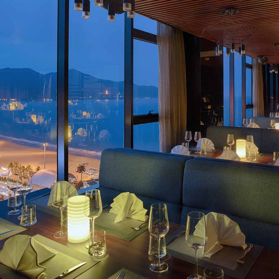 Sky View Restaurant - Nhà hàng lãng mạn lý tưởng cho các cặp đôi tại Đà Nẵng 6