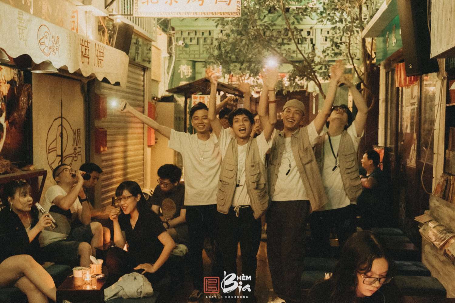 Bấm máy liên tục ở Hẻm HongKong, thánh địa sống ảo của giới trẻ Buôn Mê 11