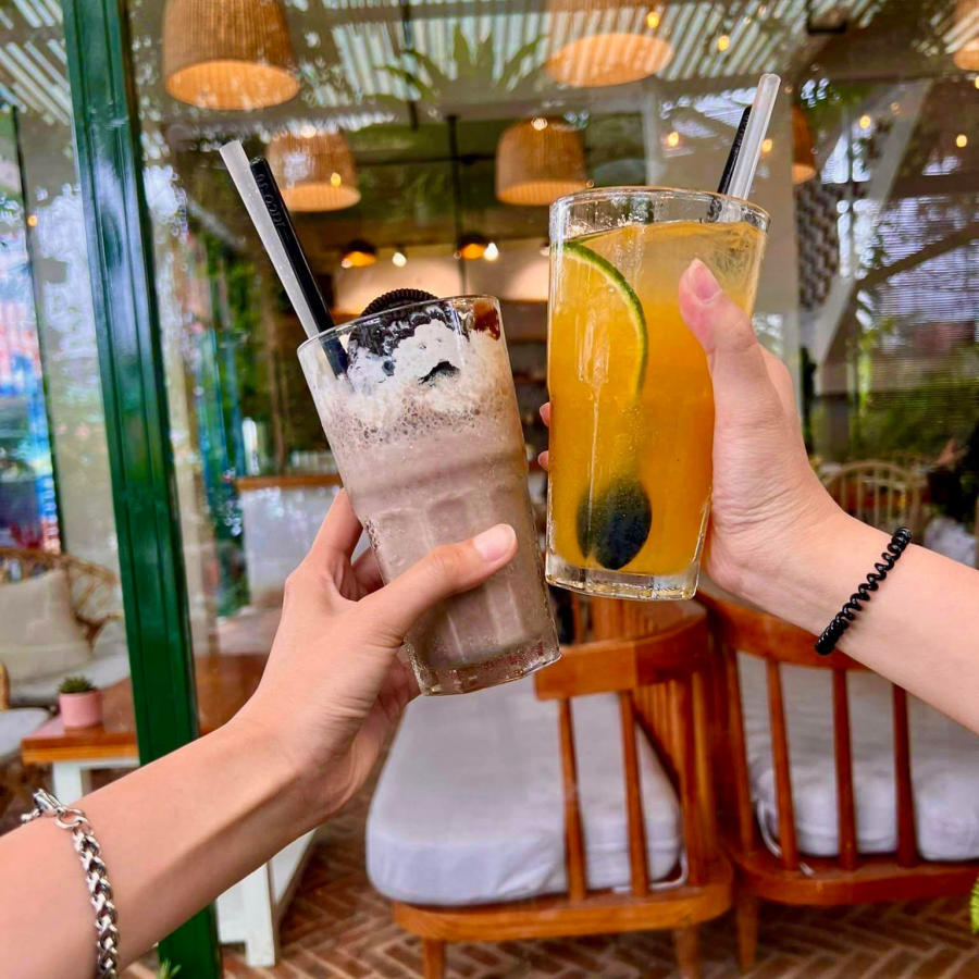 Đến Hoa Dó Restaurant and Coffee thưởng thức bún bò thố đá hấp dẫn 7