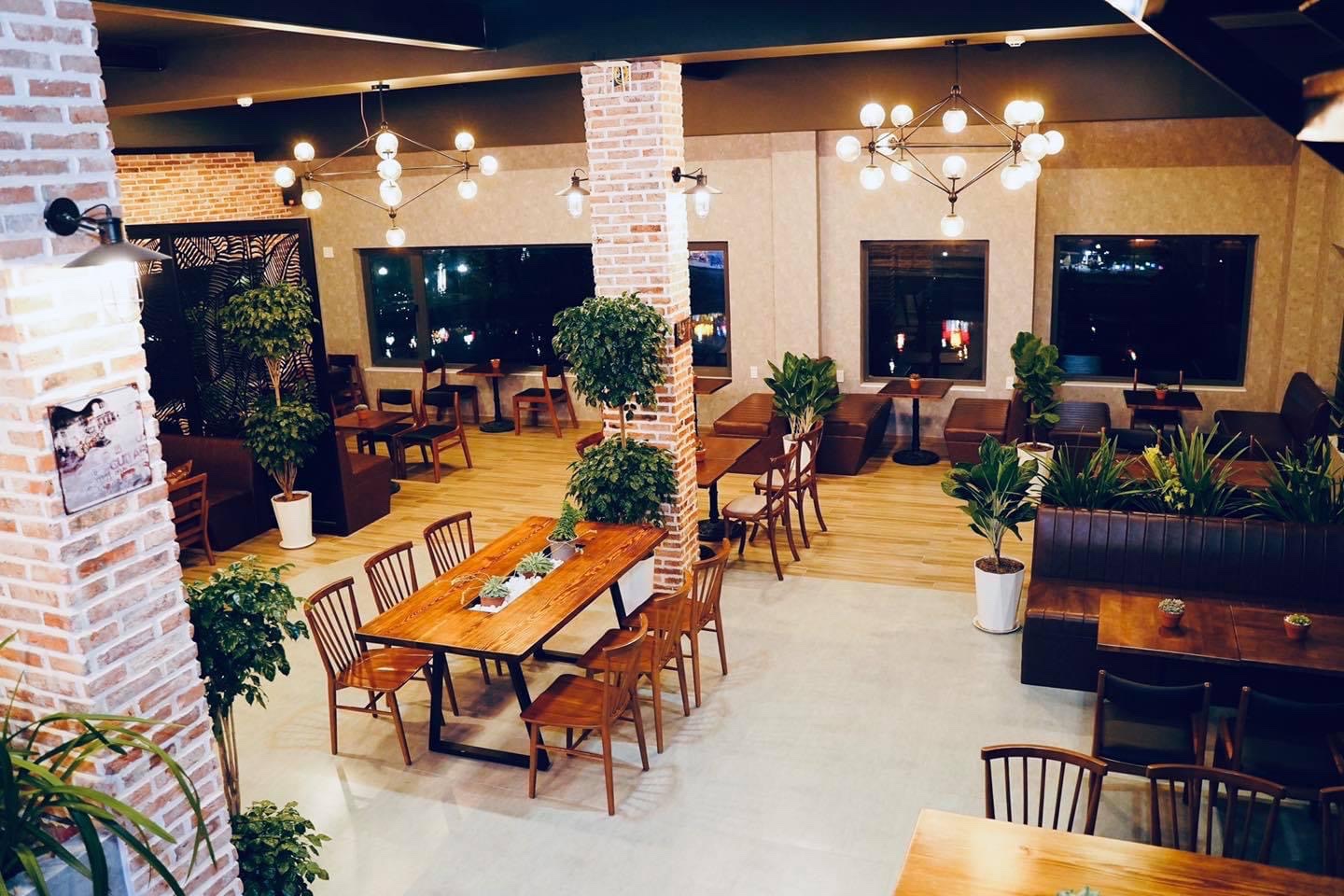 Check in ngay Aimée Coffee với view sống ảo triệu like 6