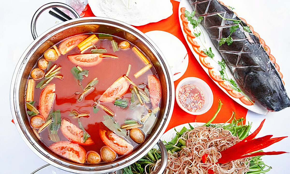 Thưởng thức ngay món Lẩu cá lăng Buôn Ma Thuột ngon nức tiếng 2