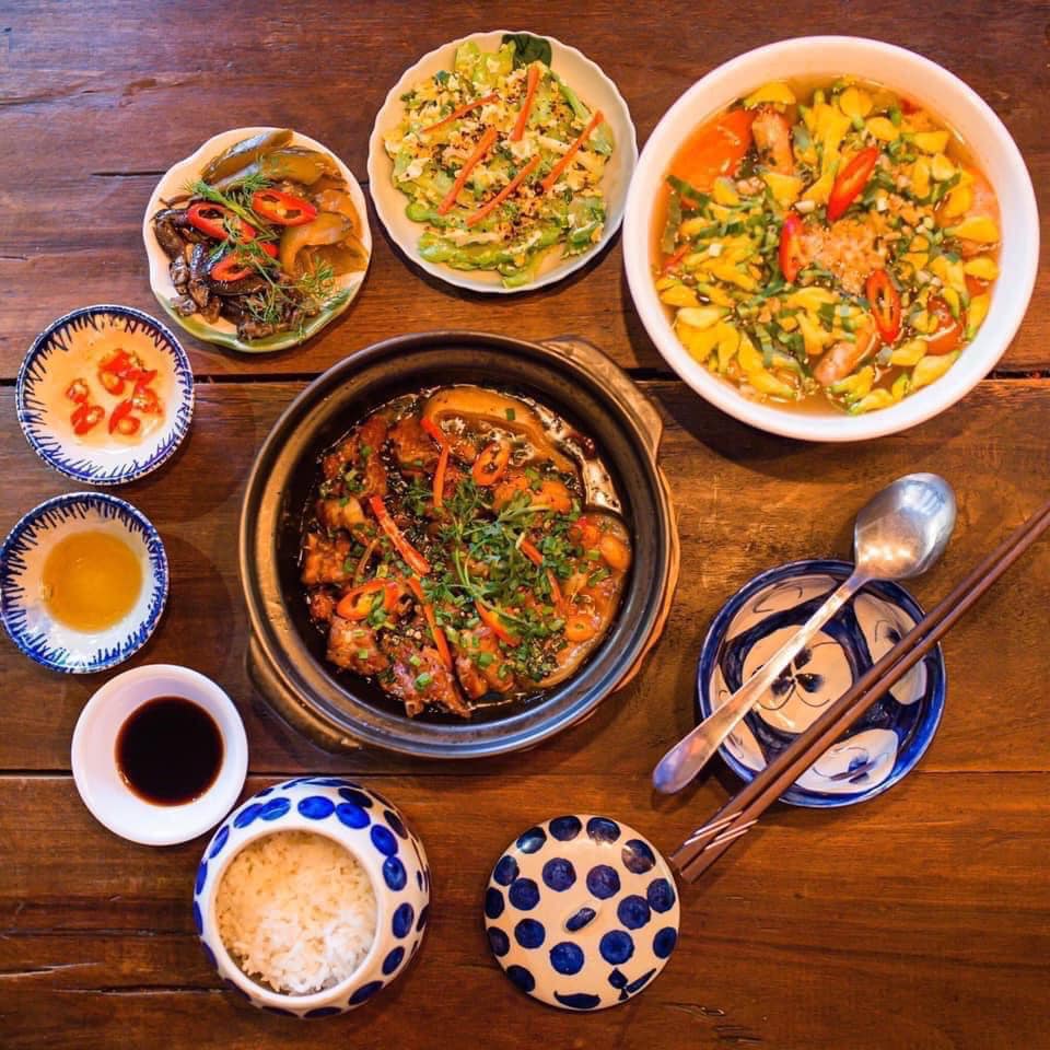 Cuối tuần chill cùng âm nhạc tại EMPI Coffee House Cần Thơ 10