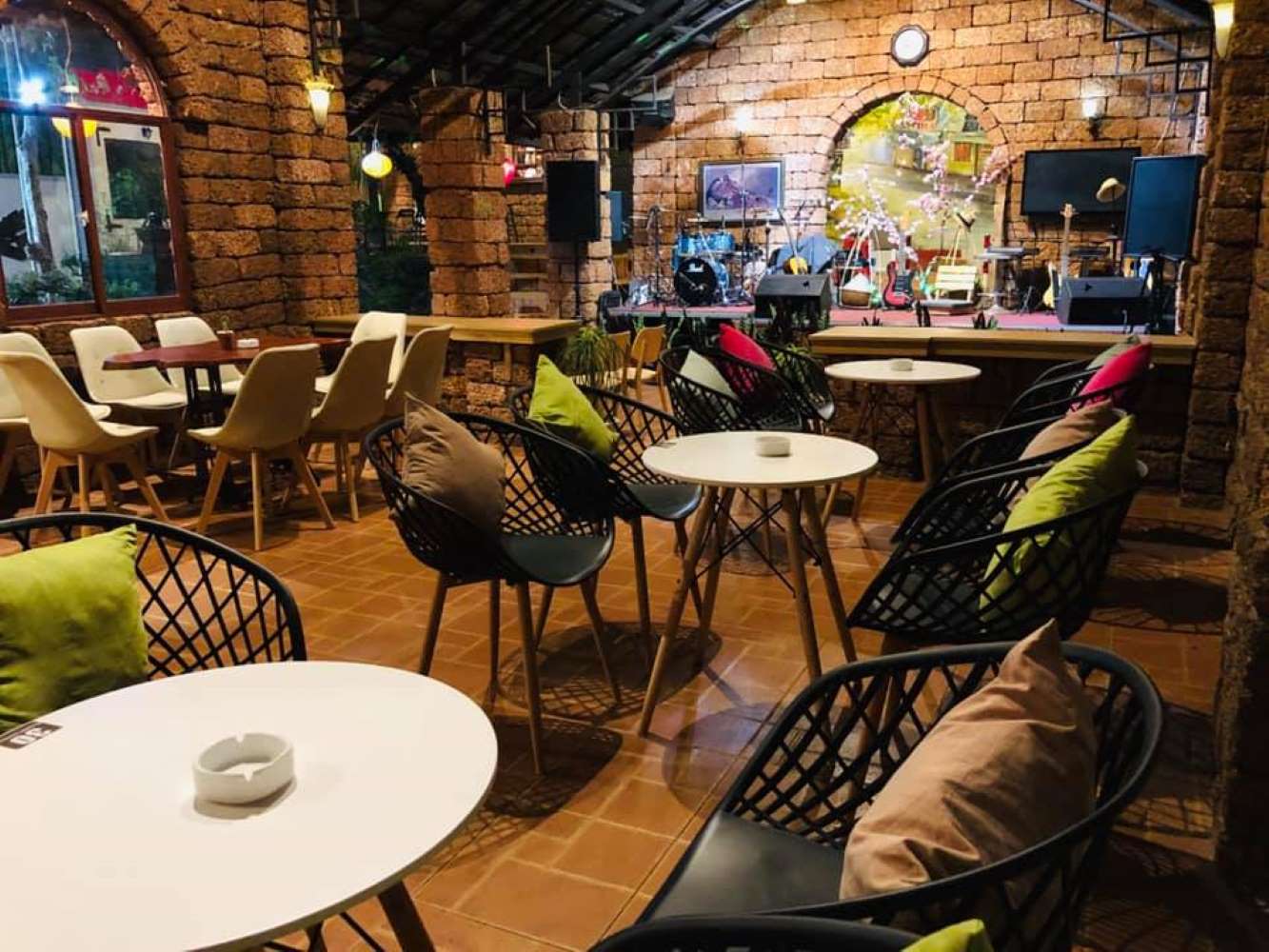 Cuội Acoustic Coffee, khám phá không gian khoáng đạt cùng với giai điệu nhẹ nhàng 5