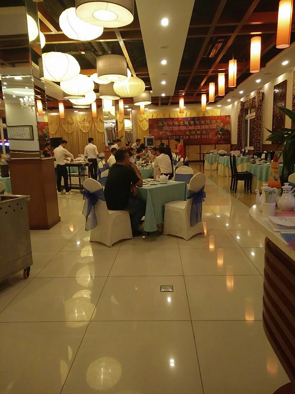 Dừng chân tại nhà hàng Jade Palace trải nghiệm ẩm thực Trung Hoa truyền thống 3