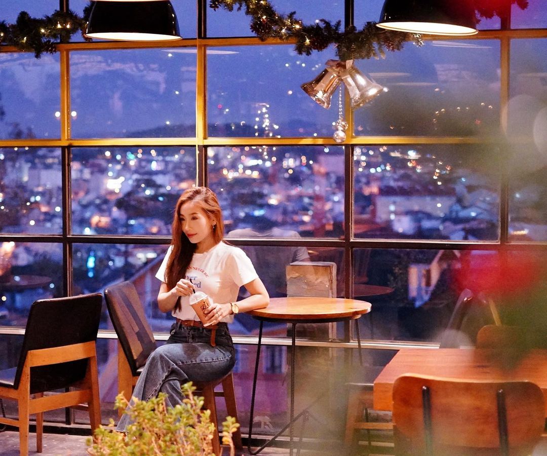Up Coffee Đà Lạt – Phong cách vintage hút hồn giới trẻ Đà Lạt 21
