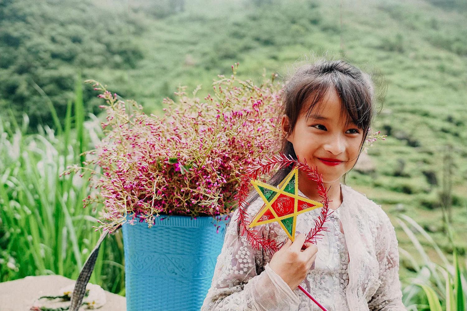 Ngắm nét ngây thơ của trẻ em Hà Giang đón Trung thu qua lăng kính chàng trai 9x 5