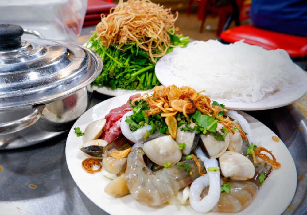 Nhớ mãi quán Ốc Chiều thơm ngon giữa lòng thành phố 5